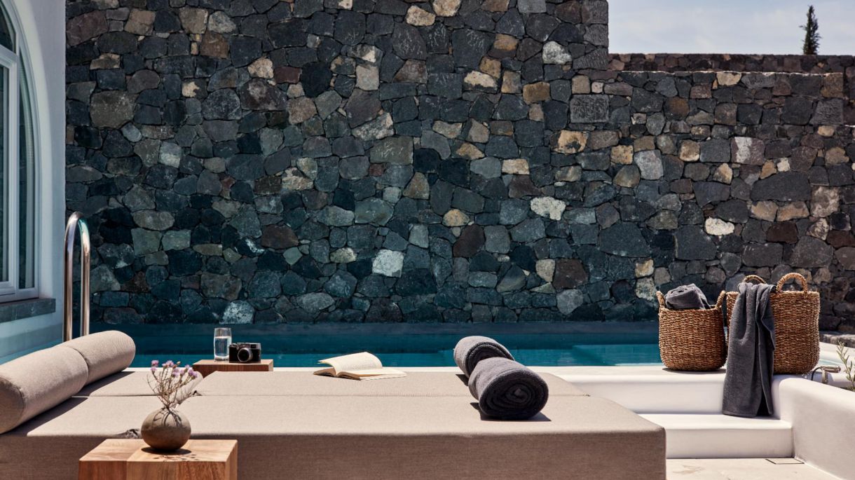 Aqua Retreat image 5