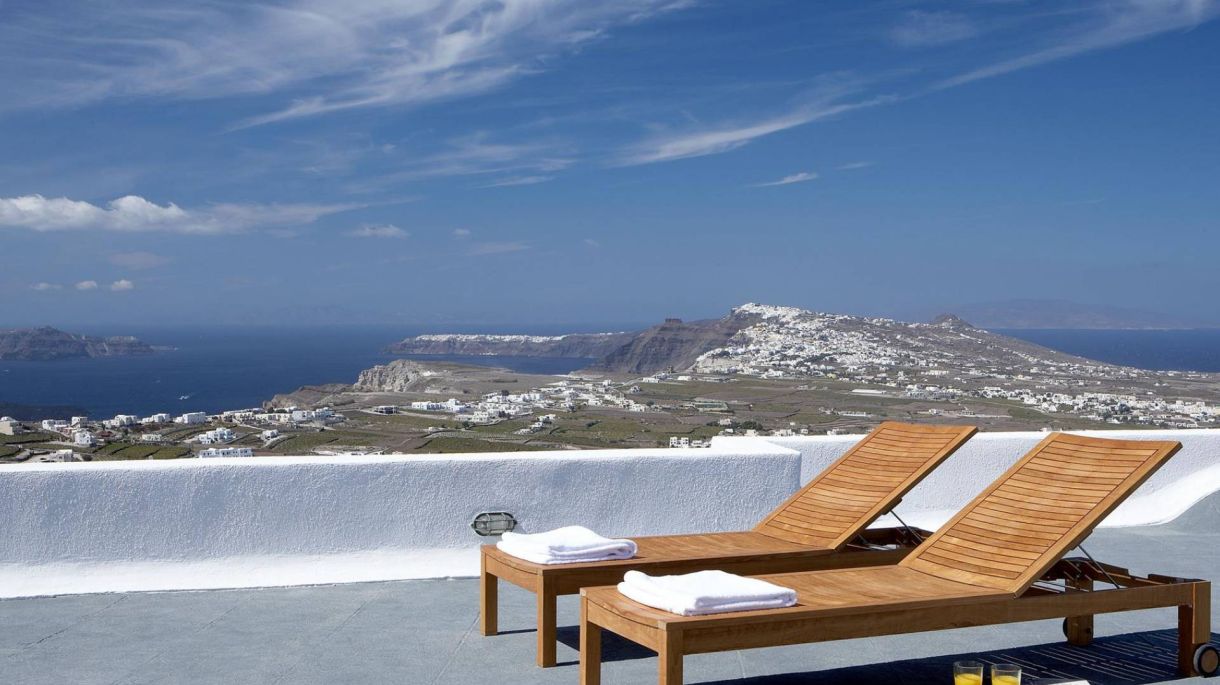 https://santorini.villas/wp-content/uploads/2023/07/Villa-Aethra-17.jpg thumbnail