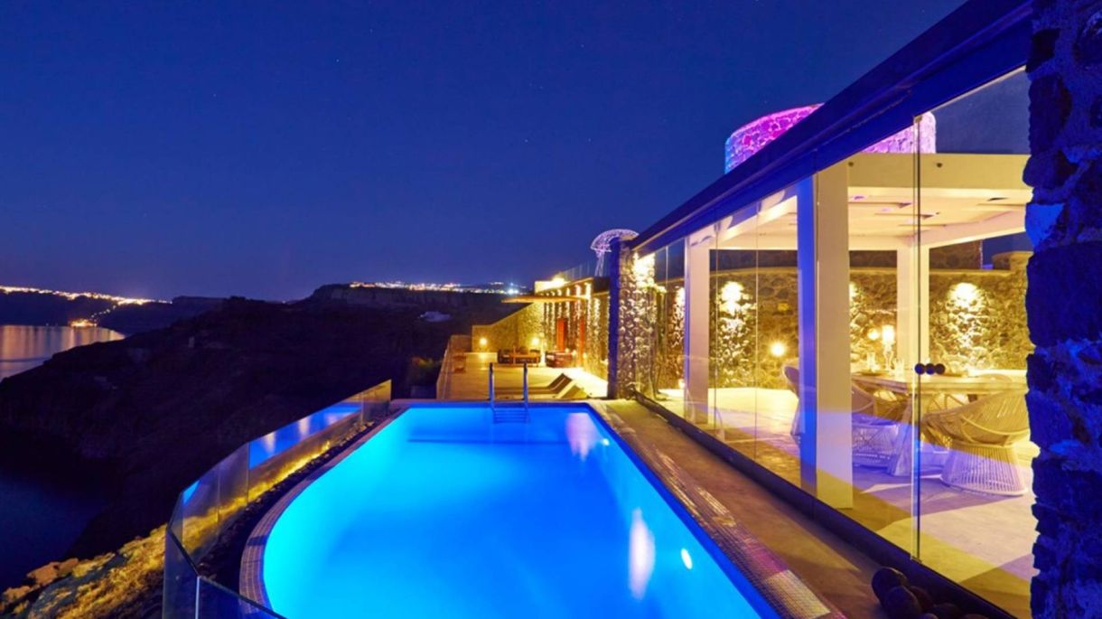 https://santorini.villas/wp-content/uploads/2023/07/Villa-Cavo-Ventus-4.jpg thumbnail