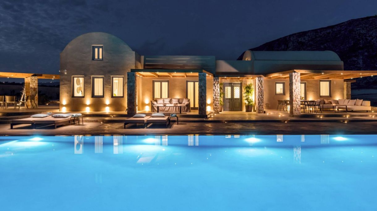 https://santorini.villas/wp-content/uploads/2023/07/Villa-Cellaria-53.jpg thumbnail