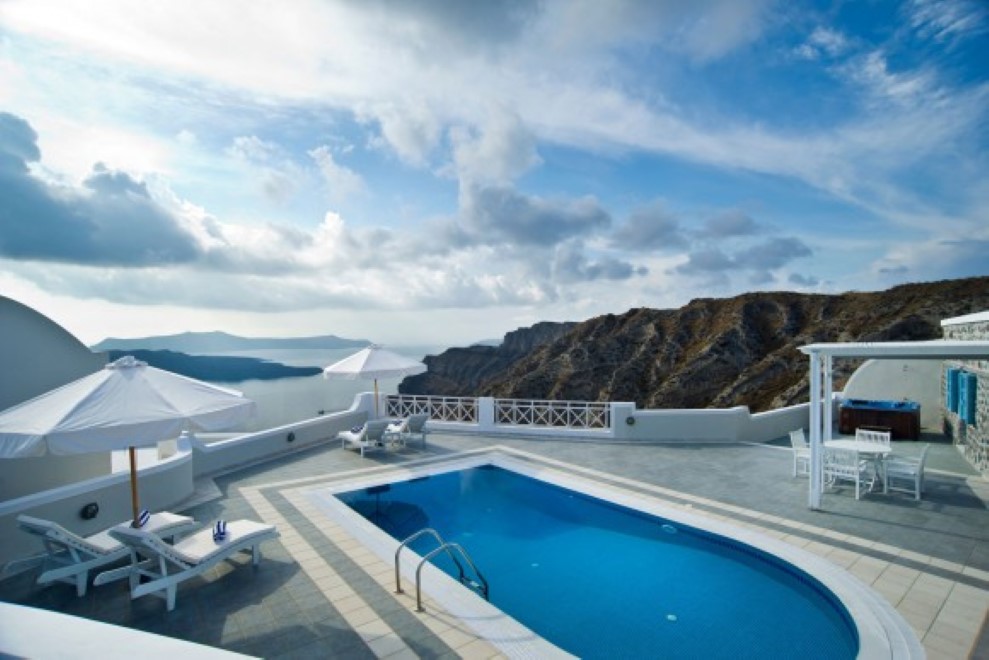 https://santorini.villas/wp-content/uploads/2023/08/Santorini_Luxury_Villas-5-19.jpg thumbnail