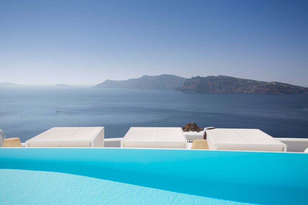 https://santorini.villas/wp-content/uploads/2023/08/Santorini_Luxury_Villas-6-22.jpg thumbnail