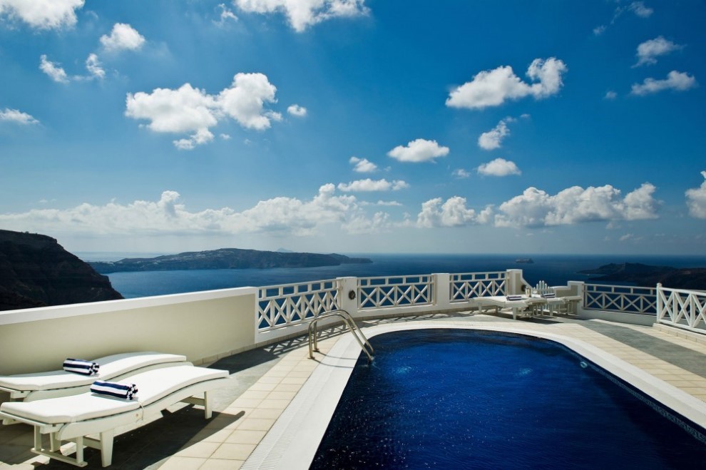 https://santorini.villas/wp-content/uploads/2023/08/Santorini_Luxury_Villas_MLV-18-25.jpg thumbnail