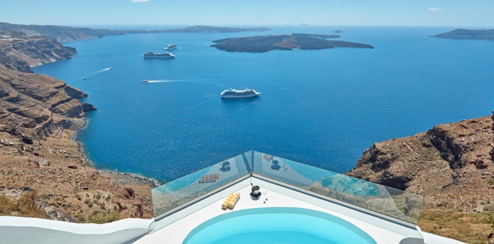 https://santorini.villas/wp-content/uploads/2023/08/Santorini_Luxury_Villas_MLV-2-5-1.jpg thumbnail