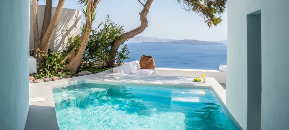 https://santorini.villas/wp-content/uploads/2023/08/Santorini_Luxury_Villas_MLV-9-2.jpeg thumbnail