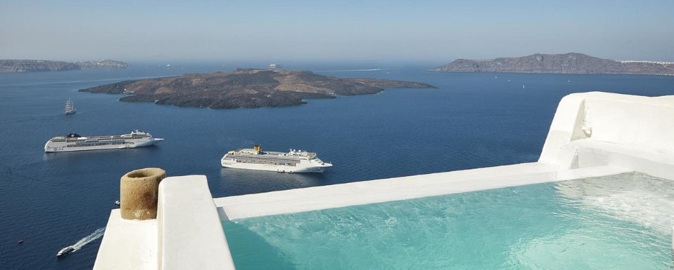 https://santorini.villas/wp-content/uploads/2023/08/Santorini_Luxury_Villas_MLV-9-45.jpg thumbnail