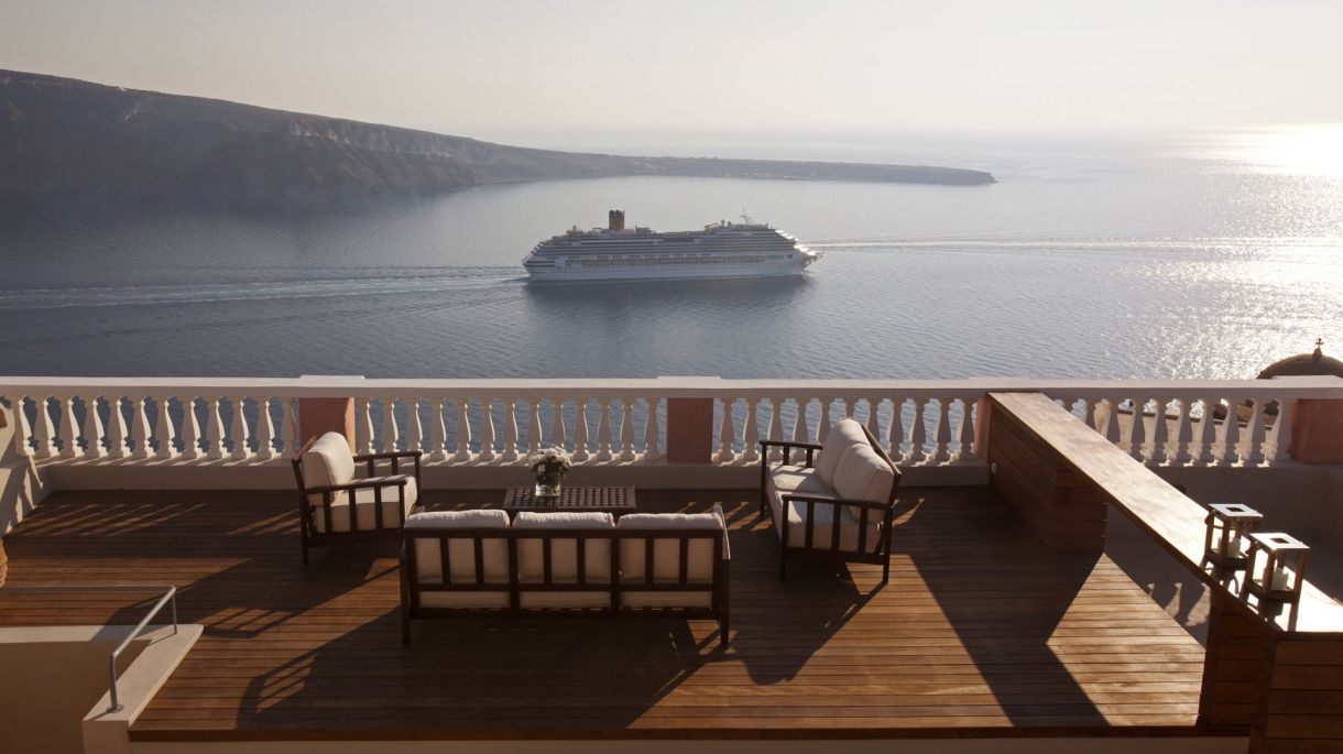 https://santorini.villas/wp-content/uploads/2024/01/Villa-Blue-Edge-2.jpg thumbnail