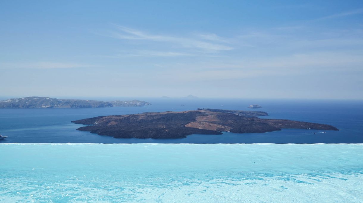 https://santorini.villas/wp-content/uploads/2024/01/Villa-Charlotte-27.jpg thumbnail