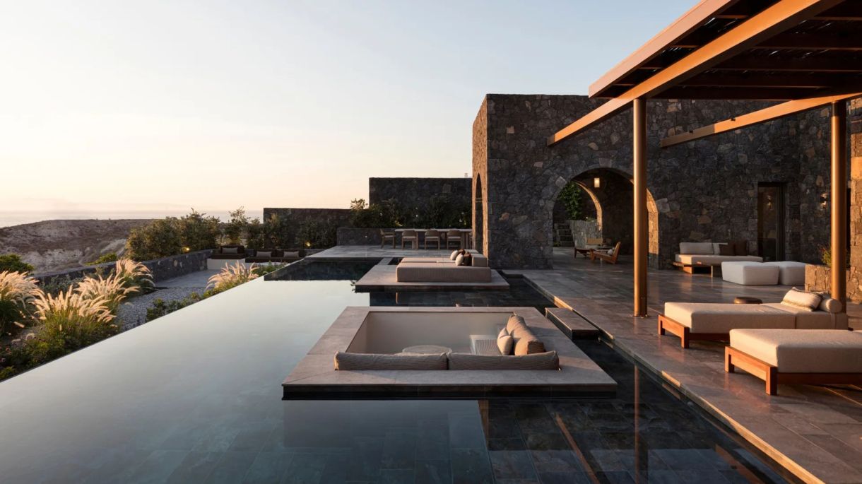 https://santorini.villas/wp-content/uploads/2024/01/Villa-Epitome-Five-11.jpg thumbnail