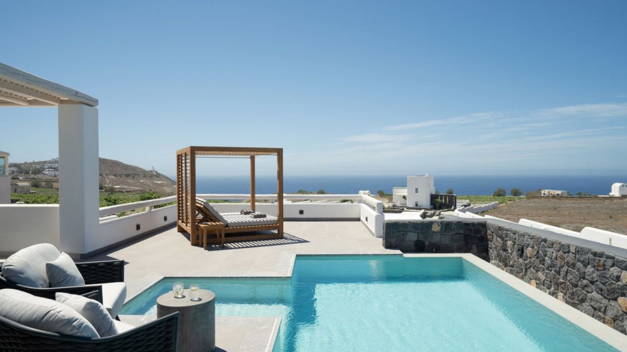 https://santorini.villas/wp-content/uploads/2024/01/Villa-Serayna-9.jpg thumbnail